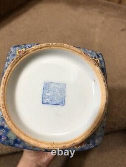 Chinese Antique Famille Porcelain Vase with beautiful women Qianlong mark