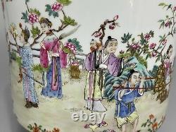 Chinese Antique Famille Rose Porcelain Twelve Flora Vase