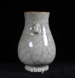 Chinese Antique Ge Kiln Natural Cracks Glaze Porcelain Vase ChengHua Mark