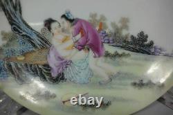 Chinese Antique Hand Painting Man Woman Porcelain Plate Marked ChunYiTang