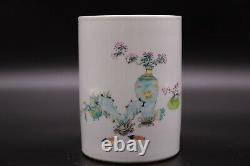 Chinese Antique Porcelain Famille Rose Pen Holder