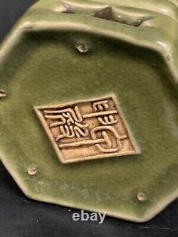 Chinese Art Crackled Porcelain Celadon Vase