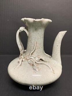Chinese Art Crackled White Porcelain Vase