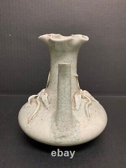 Chinese Art Crackled White Porcelain Vase
