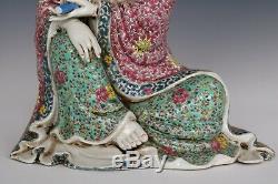 Chinese Beautiful Famille Rose Porcelain Kwan-yin Statue