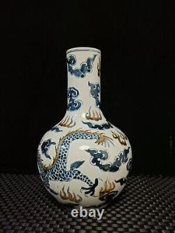 Chinese Blue&white Porcelain HandPainted Exquisite Dragon&Phoenix Vase 24972