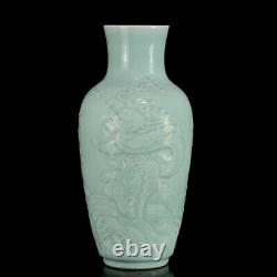 Chinese Celadon Porcelain Carved Exquisite Dragon Pattern Vase 14502