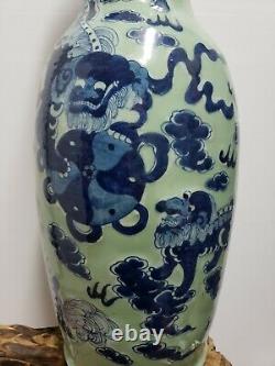 Chinese Large Porcelain Blue And White Vase
