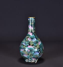 Chinese Pastel Porcelain Gilded HandPainted Exquisite Lotus Vase 21957