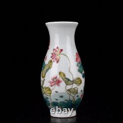 Chinese Pastel Porcelain HandPainted Exquisite Lotus Vase 19761