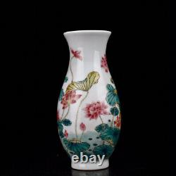 Chinese Pastel Porcelain HandPainted Exquisite Lotus Vase 19761