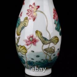 Chinese Pastel Porcelain HandPainted Exquisite Lotus Vase 19761