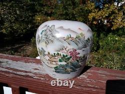 Chinese Porcelain Famille Rose Water Jar Pot