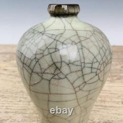 Chinese Porcelain Handmade Exquisite Pattern Vase 14019