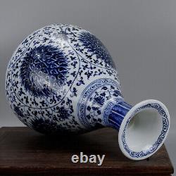 Chinese Porcelain Ming Yongle Blue and White Floral Pattern Yuhuchun Vase 13.58