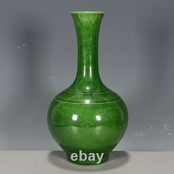 Chinese Porcelain Qing Dynasty Kangxi Green Glaze Long Necked Vase 9.44 Inch