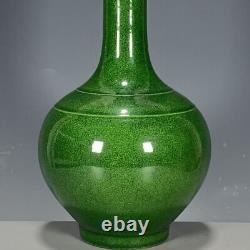 Chinese Porcelain Qing Dynasty Kangxi Green Glaze Long Necked Vase 9.44 Inch