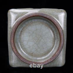 Chinese Porcelain Song Dynasty Guan Kiln Celadon Glaze Eight Diagrams Vase 8.77