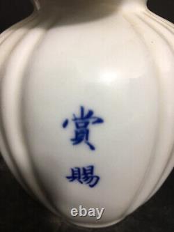 Chinese White glaze Porcelain Handmade Exquisite Vase 20860