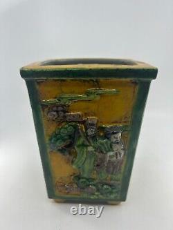Chinese antique carving porcelain pot