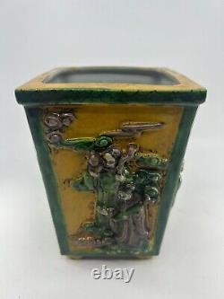Chinese antique carving porcelain pot