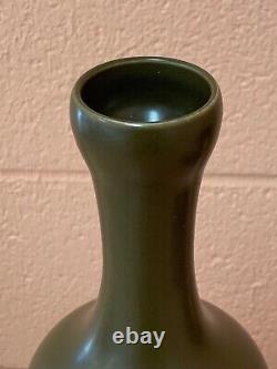 Chinese antique porcelain vase