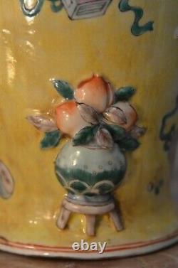 Chinese antique vase, relief antiquity motifs, Qing dynasty marks