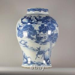 Chinese baluster landscape vase, Kangxi (1662-1722)