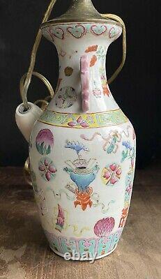 Chinese famille rose Porcelain vase / lamp Tongzhi, late Qing Dynasty