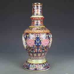 Chinese old Qianlong offcial Porcelain Color Enamel Painted flower bird Vase
