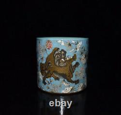 Delicate Chinese Hand Painting Famille Rose Porcelain Lion Brush Pot