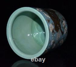 Delicate Chinese Hand Painting Famille Rose Porcelain Lion Brush Pot