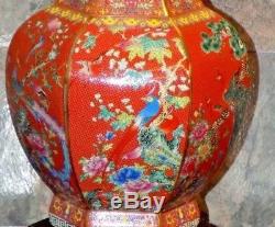 Exquisite Pair Of 27 Tall Lamps Chinese Porcelain Vases Very Fine Detail