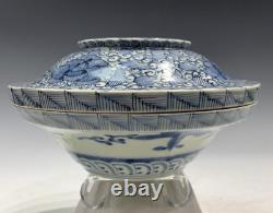 Fine Antique Chinese Blue and White Porcelain Covered Dish, Marked. D 23cm