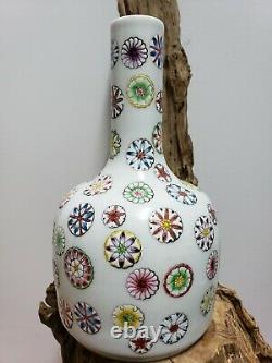 Fine Chinese Famille Rose Porcelain Vase 9Height