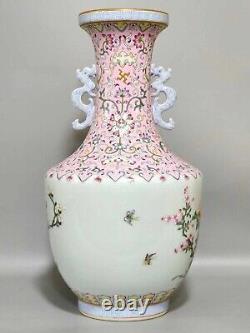 Fine Qing Dynasty Chinese Porcelain Famille Rose Flowers Duo Handle Vase