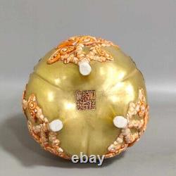 Fine Rare Qing Dynasty Chinese Porcelain Famille Rose Gilted Gold Peach Vase