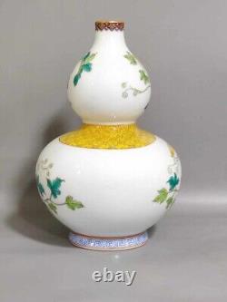 Fine Rare Qing Dynasty Chinese Porcelain Famille Rose Watermelon Gourd Vase