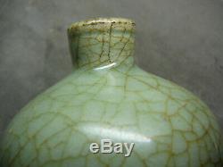Finely potted Chinese porcelain celadon big belly bottle vase yuan/ming 15/16thC