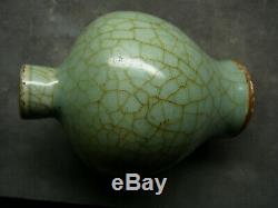 Finely potted Chinese porcelain celadon big belly bottle vase yuan/ming 15/16thC