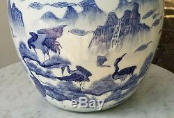 GRAND ANTIQUE CHINESE EXPORT BLUE and WHITE LANDSCAPE PORCELAIN GINGER JAR 18