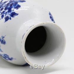 Kangxi Chinese Antique Porcelain Blue And White Vase With Flowers 18th Century