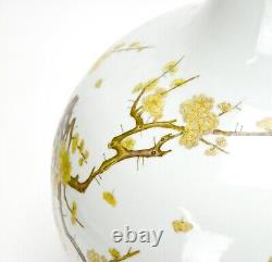 Large Antique Chinese Qing Qianlong Fencai Flower & Bird Globular Porcelain Vase