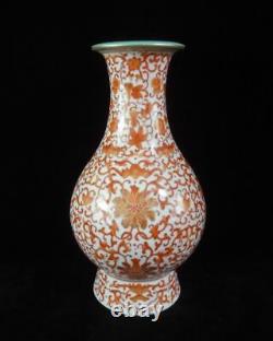 Large Chinese Antique Hand Painting Red and Green Porcelain Vase QianLong Mark