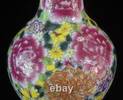 Large Old Chinese Hand Painting Flowers Porcelain Bottle Vase QianLong Marks