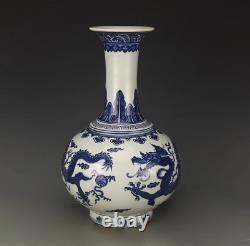 Nice Chinese Hand Painting Blue&white Porcelain Dragon Shang Vase