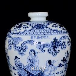 Nice Chinese Hand Painting Blue&white Porcelain Figure Mei Vase