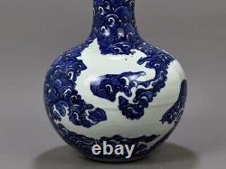 Nice Chinese Handmade Painting Blue White Porcelain Dragon Globular Shape Vase