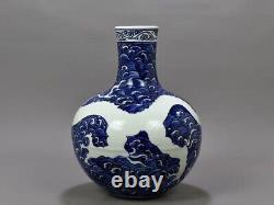 Nice Chinese Handmade Painting Blue White Porcelain Dragon Globular Shape Vase