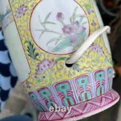 One Chinese famille rose Porcelain vase / lamp Second half of the 20th c #768